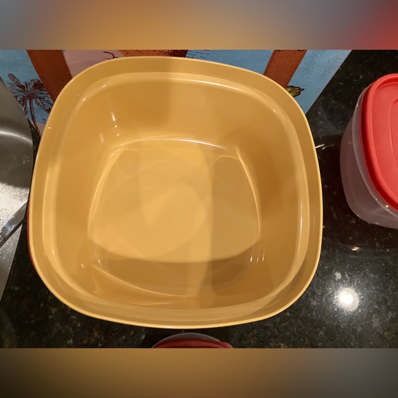 Tupperware Cream Gold with Red Container 9 pc Storage Set - Picture 16 of 16